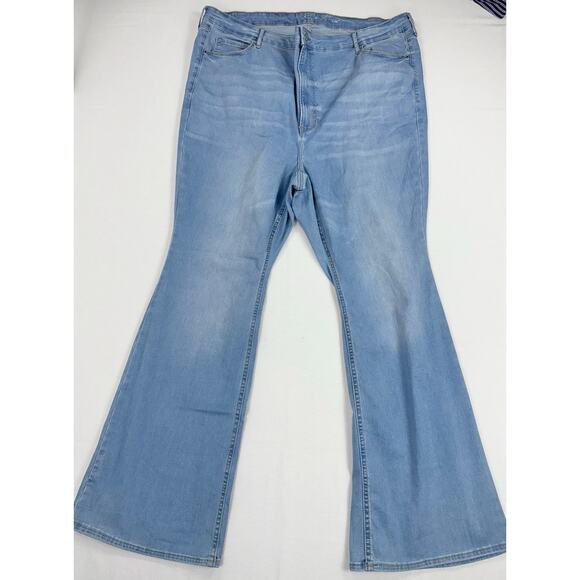 Old Navy Plus Women's Extra High Rise Flare Leg Jean Size 26-30 3X 4X Lgt Blue - Picture 3 of 13